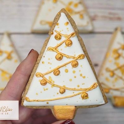 Gold And White Christmas Tree Set 