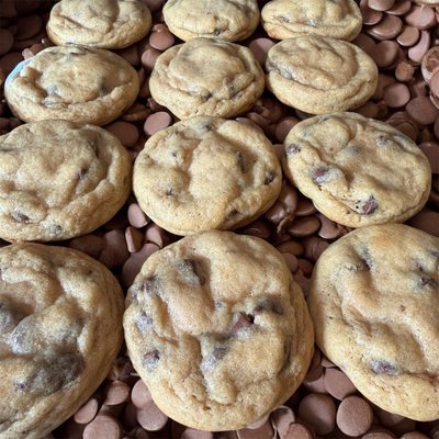 Classic Chocolate Chip 2oz Cookie