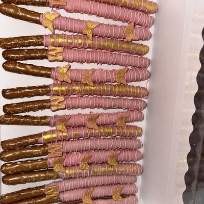 Chocolate Covered Pretzels 