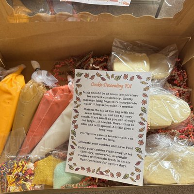 Seasonal DIY Cookie Decorating Kits
