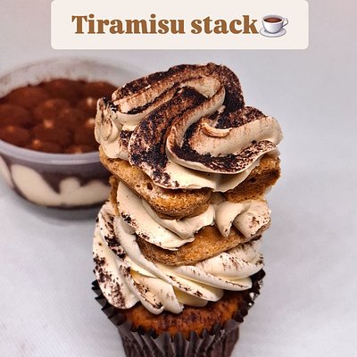 Tiramisu Stack Cupcakes☕️