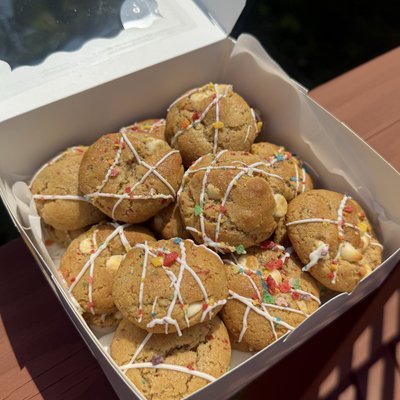 Boujee Cookie Box (Minis)