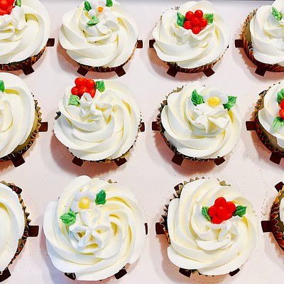 Floral Cupcakes (Dozen Minimum)