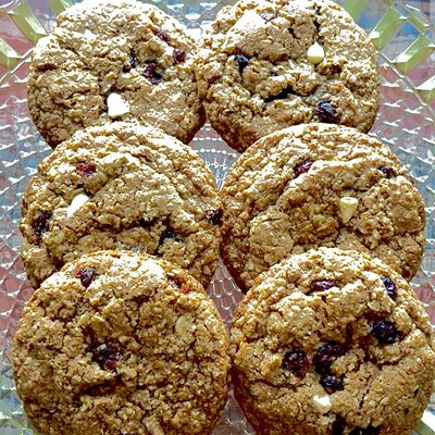 Bakery-Style Spelt Cranberry Oatmeal White Chocolate Sourdough Cookies 