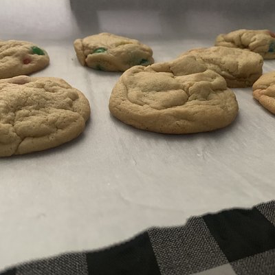 Soft Batch M&M Cookie - XL Cookie