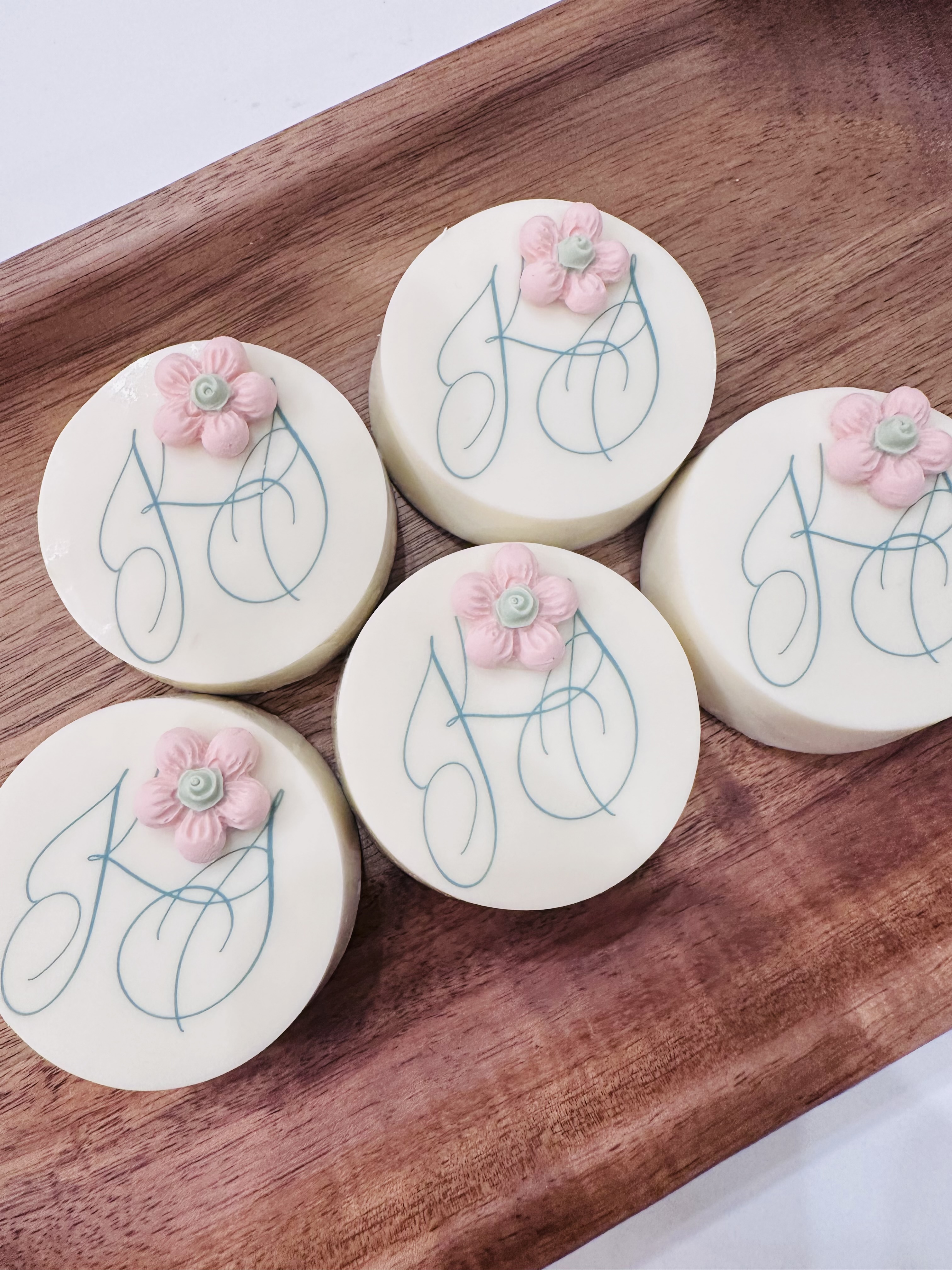 Chocolate Transfer Or Icing Sheets (SHEETS ONLY!)