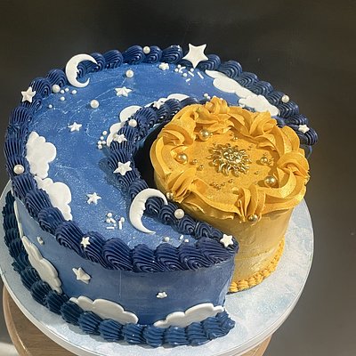 Viral Sun & Moon Cake 