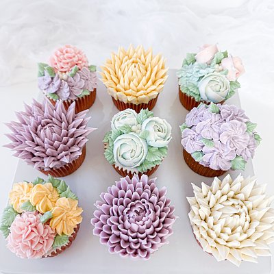 Floral Cupcakes 