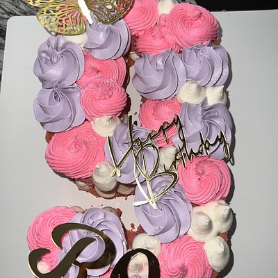 Naked Figures #️⃣