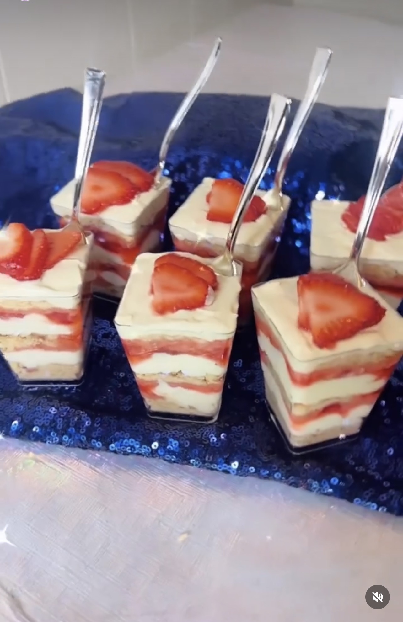 Strawberry Or Banana Shooters 