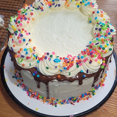 Circus Confetti Cake 