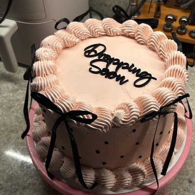 8” Round cake 🎂