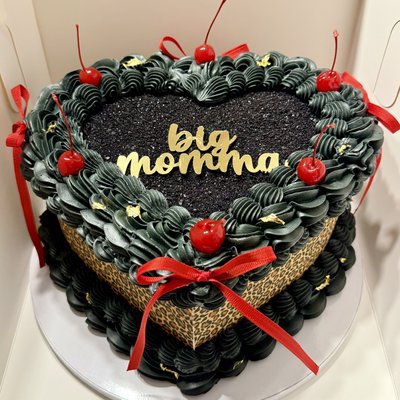 8in Heart Cake