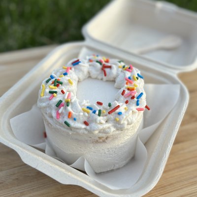 4 Inch Cake 