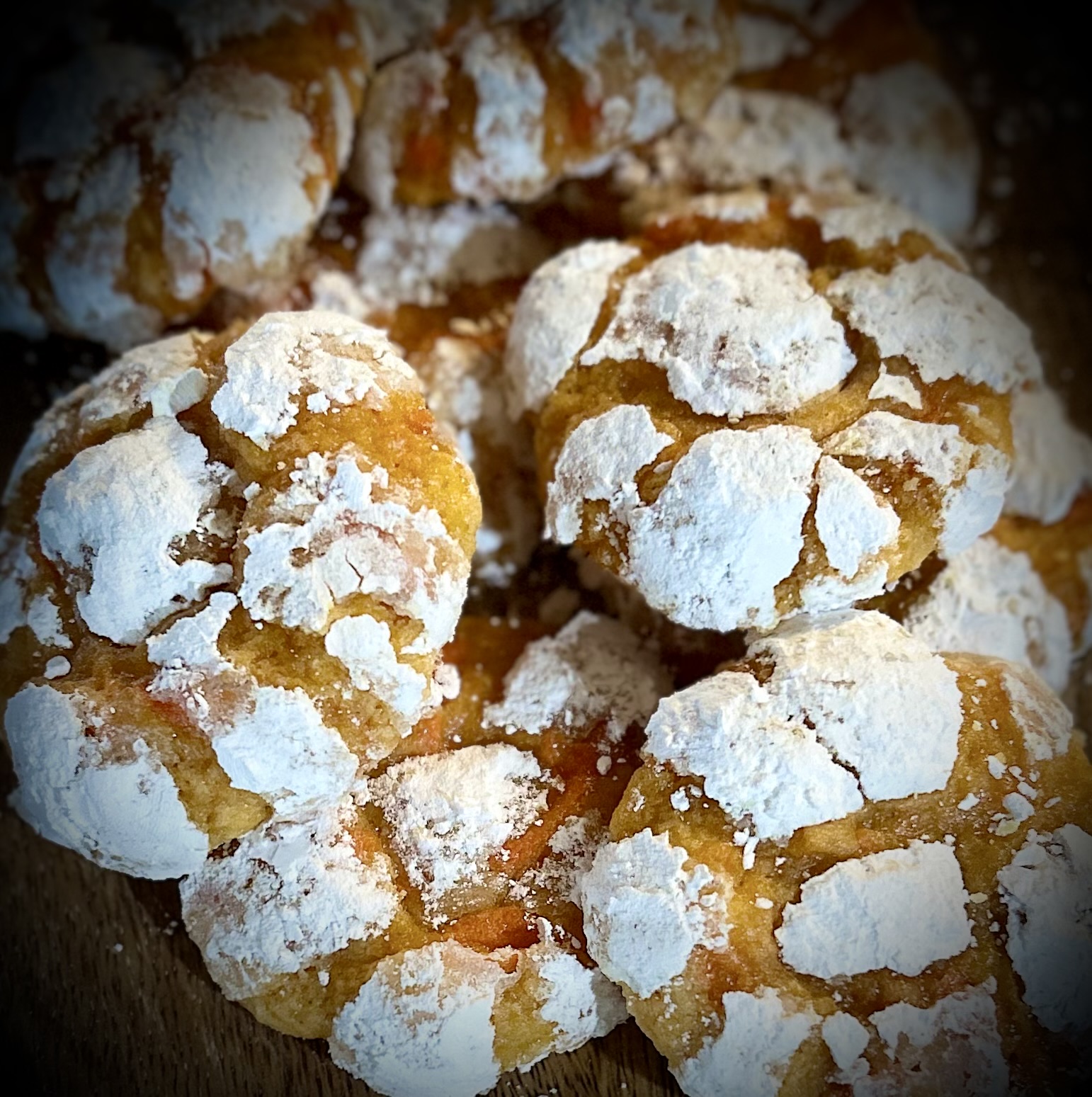 Carrot Cake Crinkle Cookies 