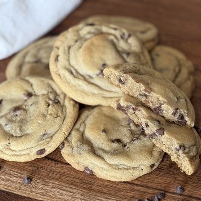 Chocolate Chip Cookies - 12 Count