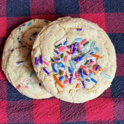 Classic Sugar Cookies With Sprinkles 1 Dozen