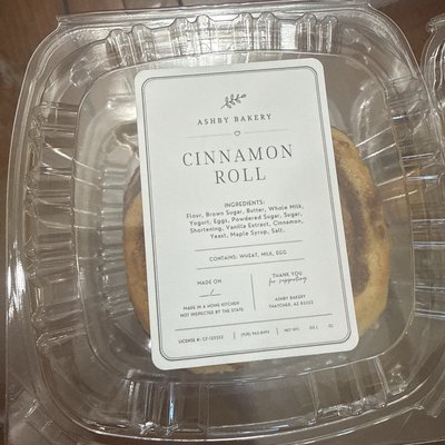 Single Cinnamon Roll