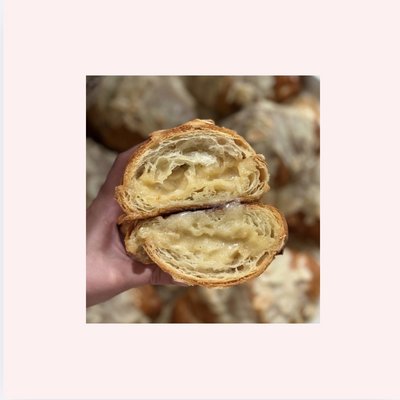 Almond Croissants 