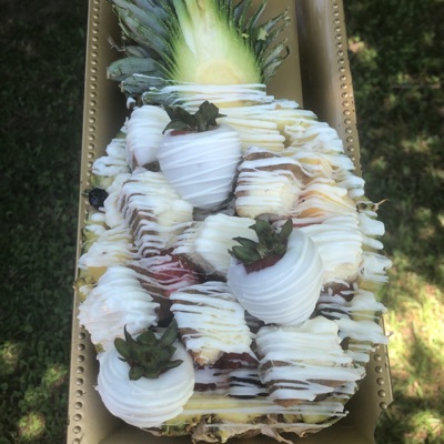 Cheesecake pineapple Bowl