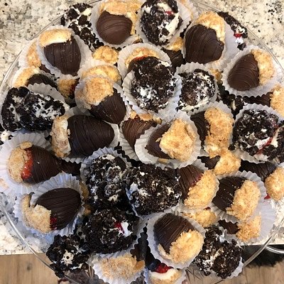 Small Gourmet Strawberry Platter 