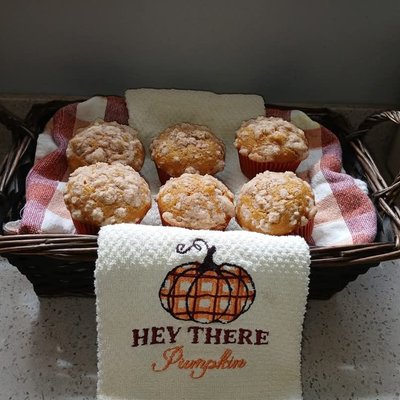 Pumpkin Cheesecake Muffins