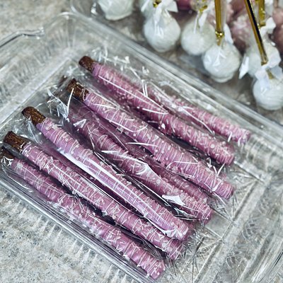 Chocolate Covered Pretzels 