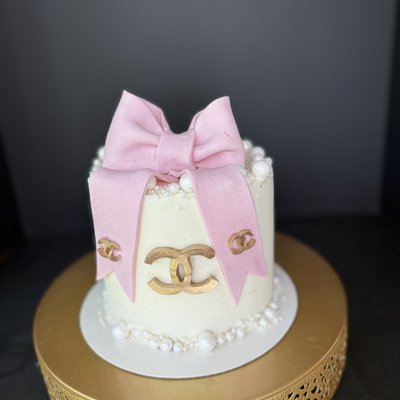 4 Inch" Custom cake 