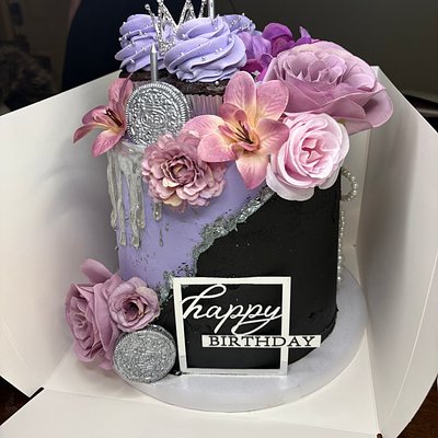 6” 3 Layered Round Cake
