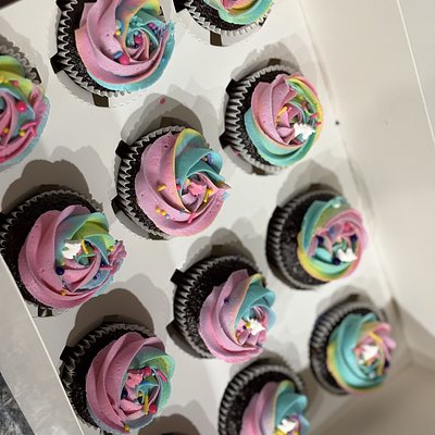 Cupcakes (6)