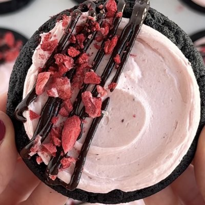 Strawberry Chocolate Cookie 