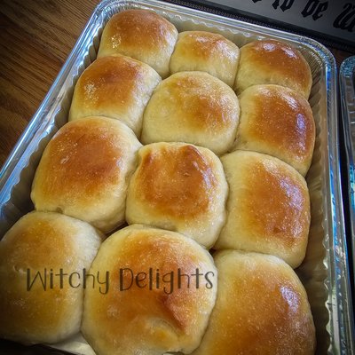 Sourdough Dinner Rolls