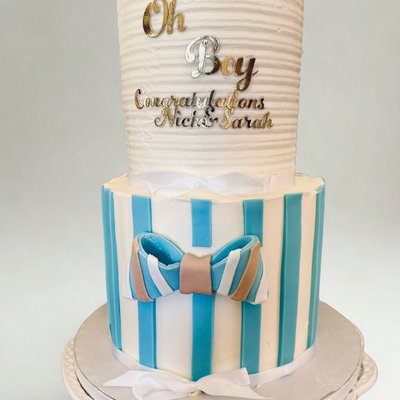 6 & 8 In Two-Tiered Cakes 