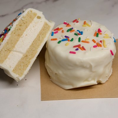 Big Debbie Chocolate Cake (Half Dozen)