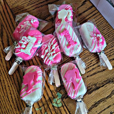 Cakesicles: Barbie Theme