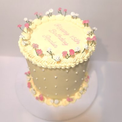 6inch 3 Layer Cake (Starting @85.00$ and up)