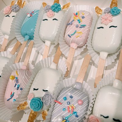 Cakesicles