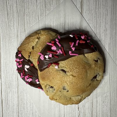 12 Chocolate Chip Cookies Dipped In Chocolate 