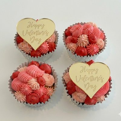 Vanilla Cupcakes Valentines Day 4pk