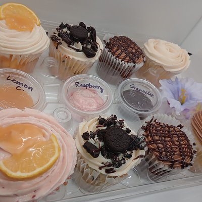Cake Tasting (Pick Up To 3 Flavors) 