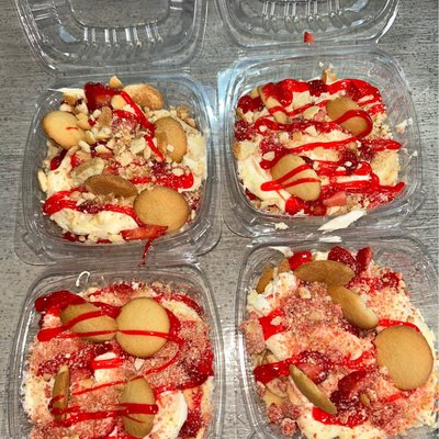 Loaded Strawberry Banana Pudding Container 8x8