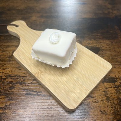 Petit Fours 