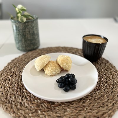 Cloudy Cheese Buns (Blueberry Cream)