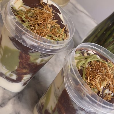 Dubai Chocolate Ice Cream (Vanilla Base)