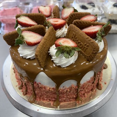 Strawberry Cookie Butter Cake