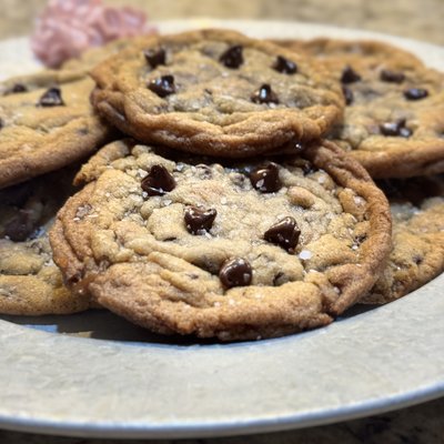 Salted Caramel Chocolate Chip Cookies