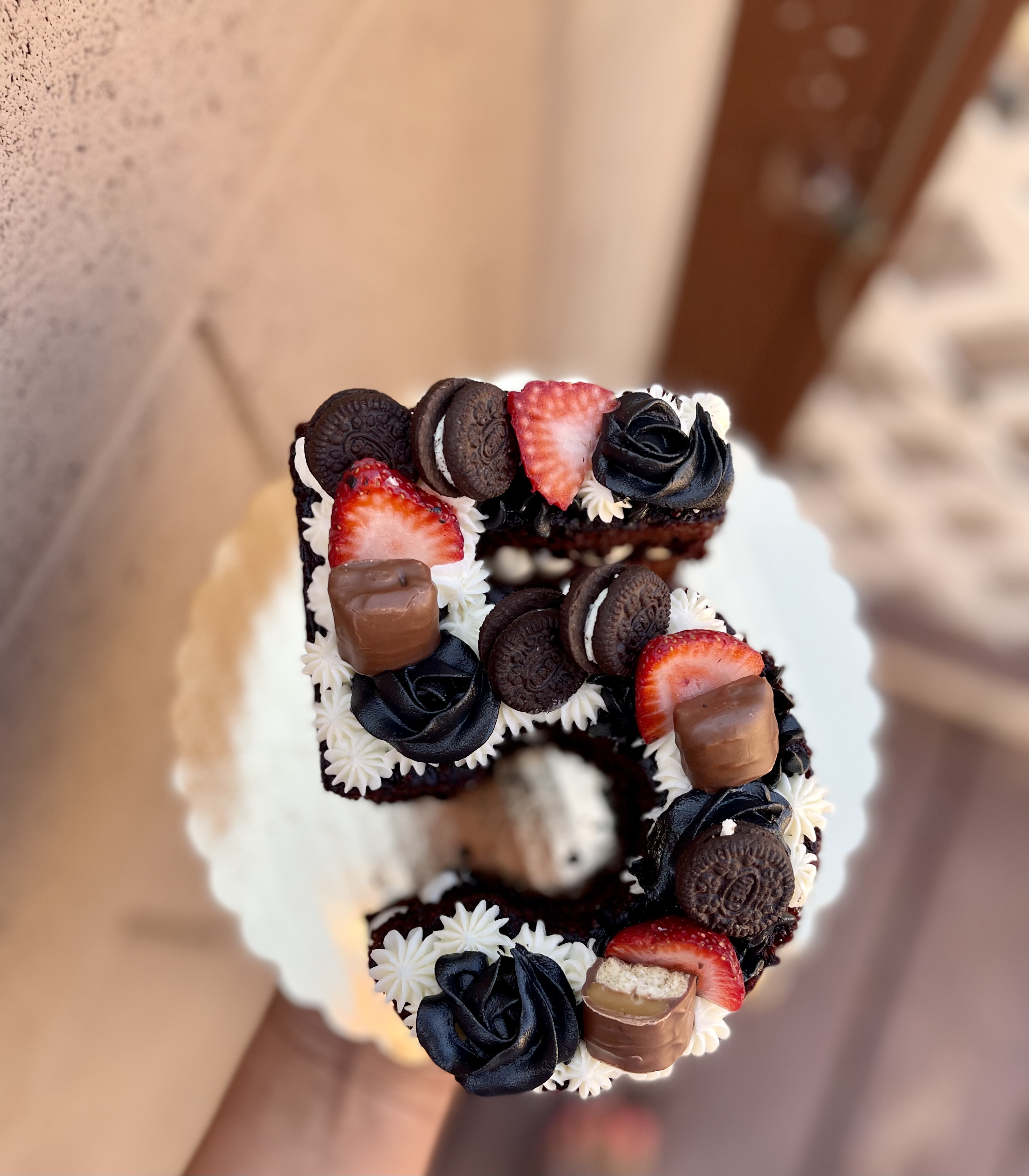 6 Inch Number/Letter/Shape Cake