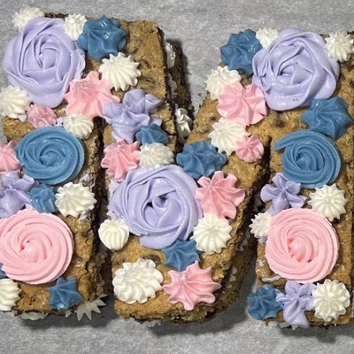 2-Layer Letter Cookie Cake 6-Inch