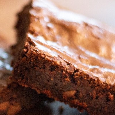Chocolate Chunk Brownies (16 ct) 