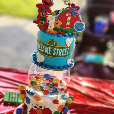 Fish Bowl Cakes 2 Tier